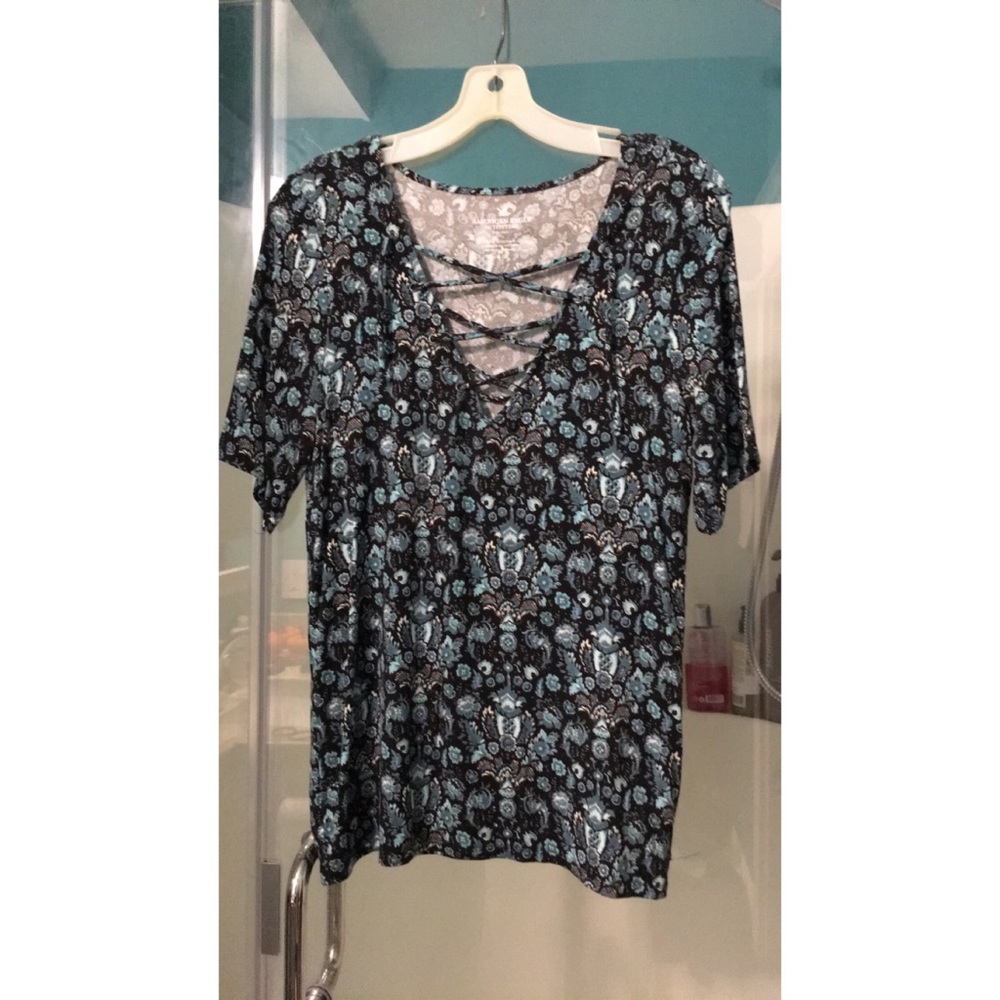 American Eagle Lace Up Top